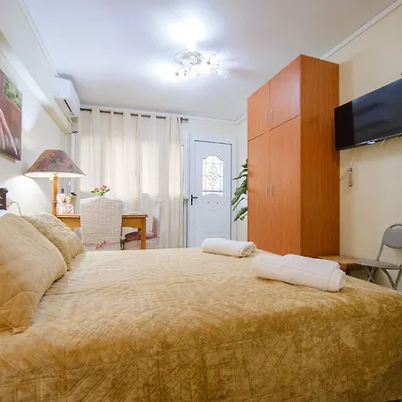 דירה Georgia's Corfu Town *